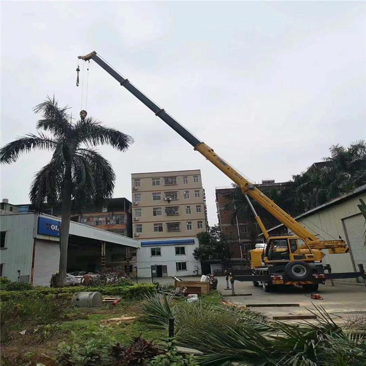 绵竹12吨吊车出租一天的收费标准是什么