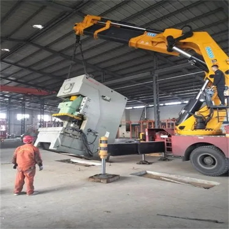 绵竹80吨折臂吊车出租附近电话